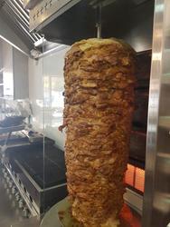 מאמא שווארמה המלכים 1, רמת השרון